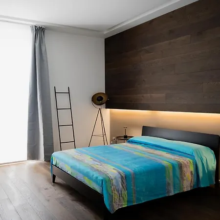 Corso 66 Luxury * Σαλέρνο